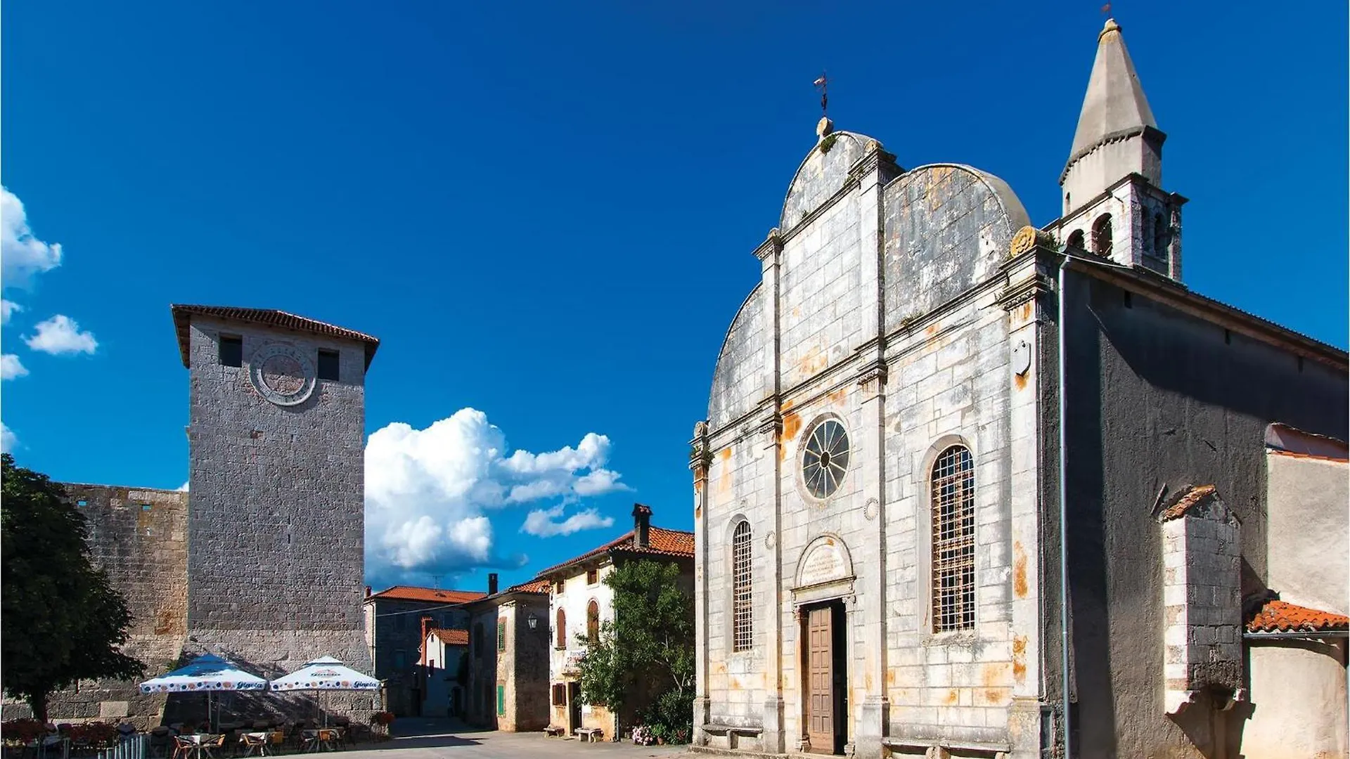 Awesome Apartment In Svetvincenat With Wifi