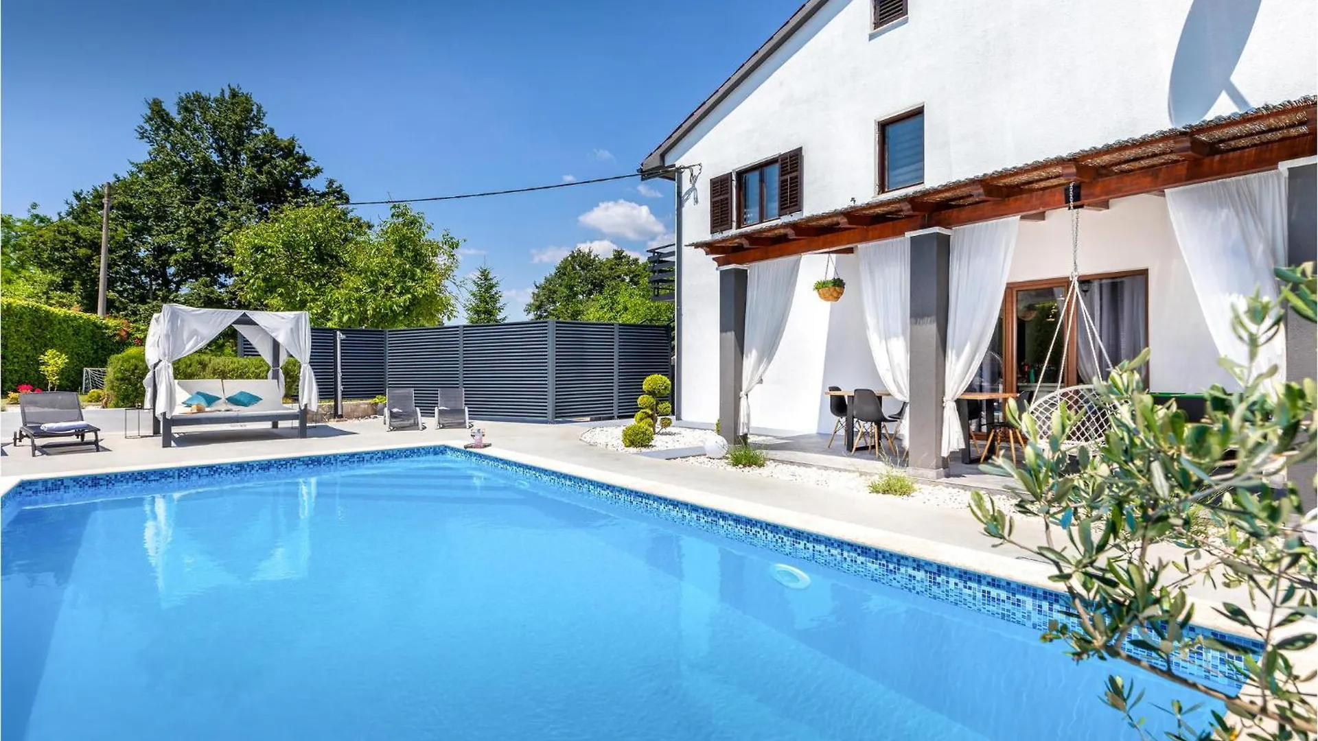 Awesome Apartment In Svetvincenat With Wifi