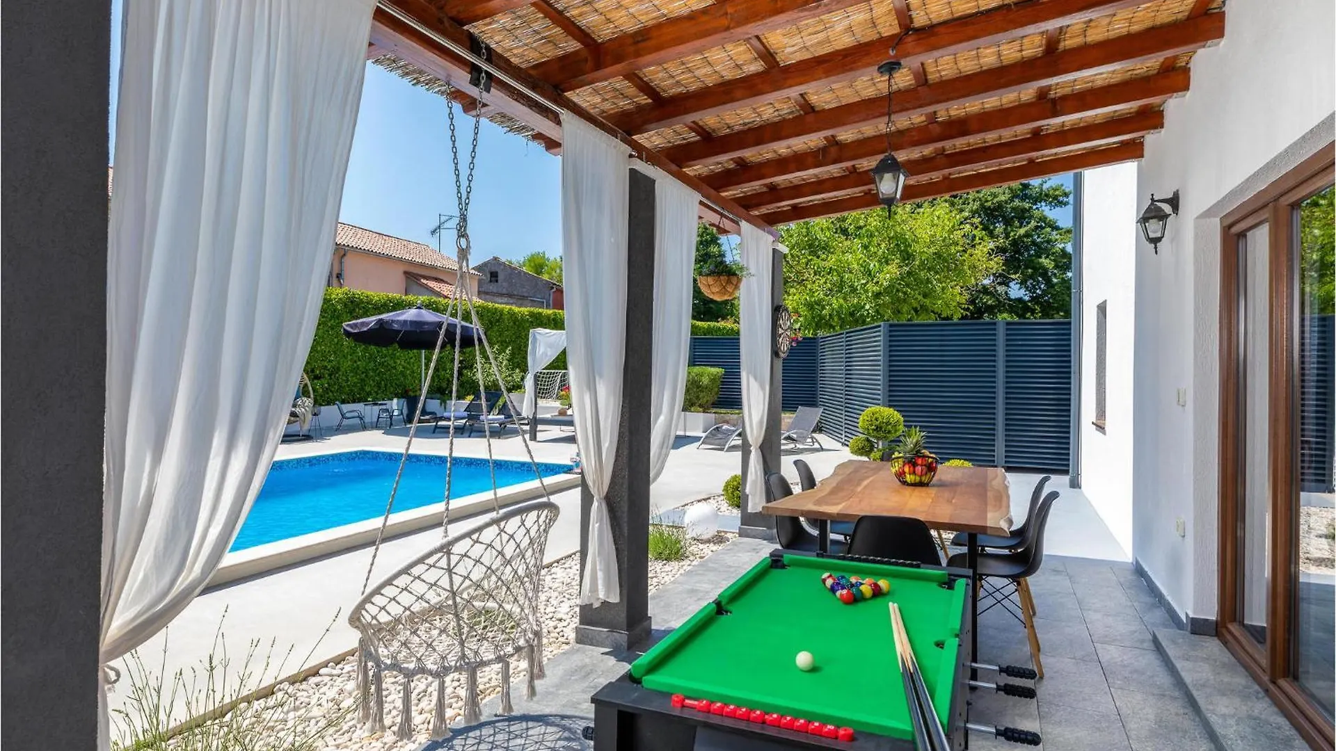 Awesome Apartment In Svetvincenat With Wifi